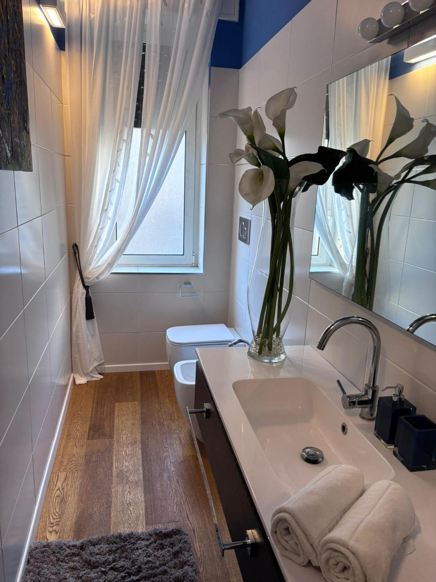 La Casa Di Sole Hotel Милано Екстериор снимка