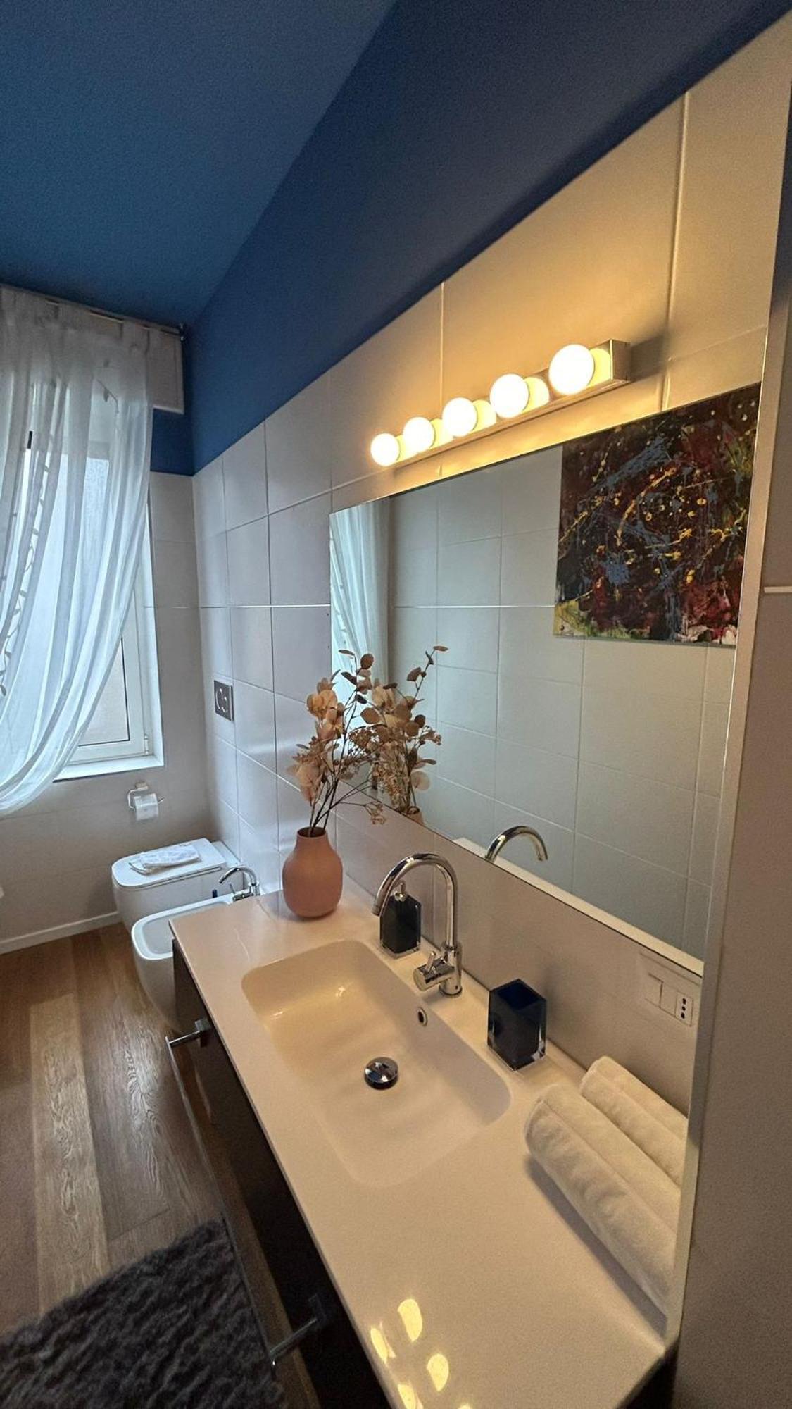 La Casa Di Sole Hotel Милано Екстериор снимка